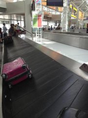 استلام الحقائب في مطار ميونخ