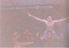 بركة سباحة بمناسبة التخرج من الثانوية 1999م